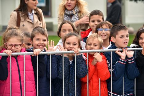 De 3 x Sărbătoare. Primarul Florin Birta, la ceremonia dedicată Zilei Oradiei: „Niciunul din momentele aniversate azi nu a fost realizat fără sacrificii” (FOTO)