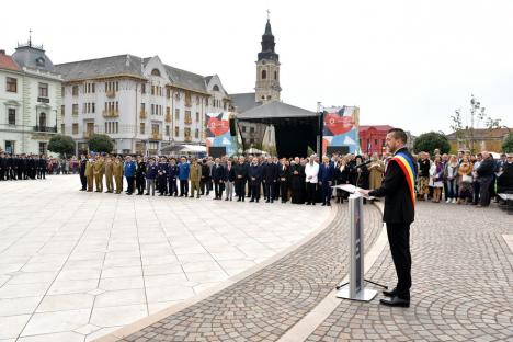 De 3 x Sărbătoare. Primarul Florin Birta, la ceremonia dedicată Zilei Oradiei: „Niciunul din momentele aniversate azi nu a fost realizat fără sacrificii” (FOTO)