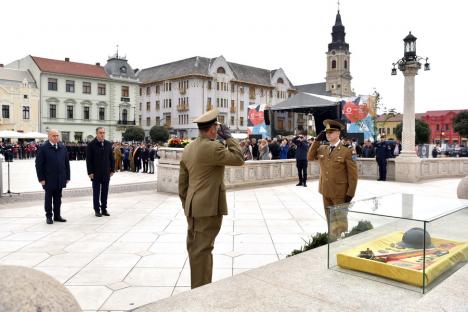 De 3 x Sărbătoare. Primarul Florin Birta, la ceremonia dedicată Zilei Oradiei: „Niciunul din momentele aniversate azi nu a fost realizat fără sacrificii” (FOTO)