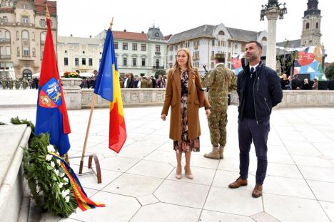 De 3 x Sărbătoare. Primarul Florin Birta, la ceremonia dedicată Zilei Oradiei: „Niciunul din momentele aniversate azi nu a fost realizat fără sacrificii” (FOTO)