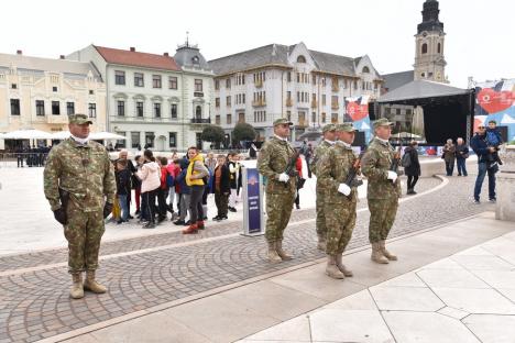 De 3 x Sărbătoare. Primarul Florin Birta, la ceremonia dedicată Zilei Oradiei: „Niciunul din momentele aniversate azi nu a fost realizat fără sacrificii” (FOTO)