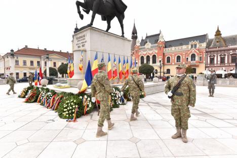 De 3 x Sărbătoare. Primarul Florin Birta, la ceremonia dedicată Zilei Oradiei: „Niciunul din momentele aniversate azi nu a fost realizat fără sacrificii” (FOTO)