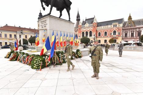 De 3 x Sărbătoare. Primarul Florin Birta, la ceremonia dedicată Zilei Oradiei: „Niciunul din momentele aniversate azi nu a fost realizat fără sacrificii” (FOTO)