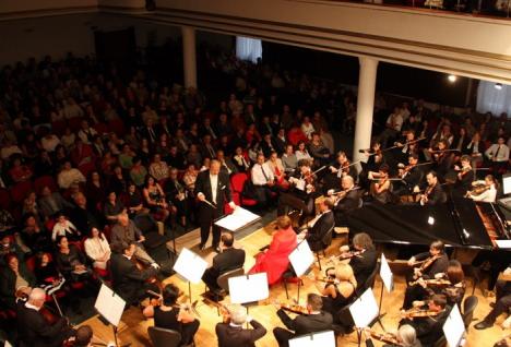 Concert simfonic cu intrare gratuită în cadrul Toamnei Orădene