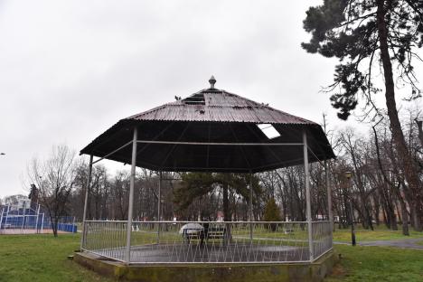 Ne enervează: În ce hal a ajuns filigoria din Parcul Brătianu! (FOTO)