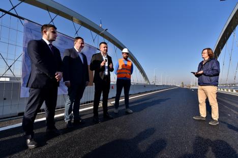 Pasajul de pe Calea Borșului din Oradea este gata cu 10 luni înainte de termen. Circulația se deschide sâmbătă dimineața (FOTO/VIDEO)