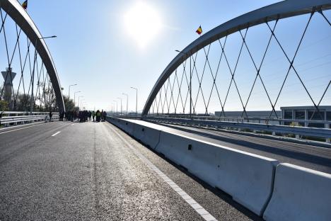 Pasajul de pe Calea Borșului din Oradea este gata cu 10 luni înainte de termen. Circulația se deschide sâmbătă dimineața (FOTO/VIDEO)