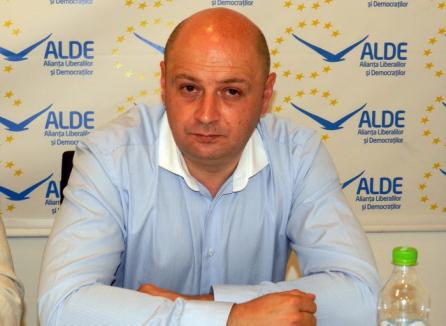Un lider ALDE acuză Primăria Beiuş de 'atentat la banul public'