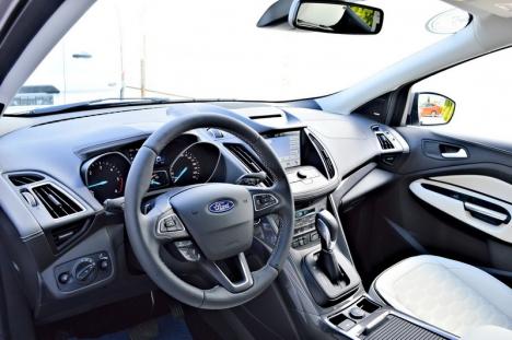 Ford Kuga Vignale - o expresie autentică a luxului. Vino în showroom-ul Ford Carbenta Com şi dă-ţi voie să descoperi caracteristicile impresionante ale noului Ford Kuga Vignale (FOTO / VIDEO)