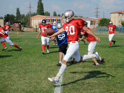 Echipa de fotbal american Oradea Stars îşi caută antrenor şi jucători