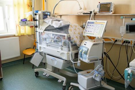 Aproape 22 milioane de lei din PNRR, pentru modernizarea secției de Terapie Intensivă neonatală din Maternitatea Oradea