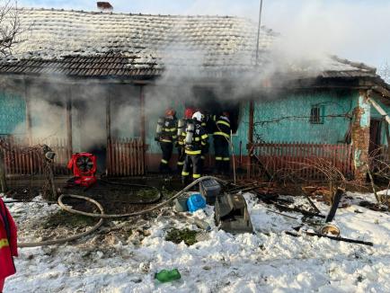 Incendiu violent în Bihor: Un bărbat a murit carbonizat!