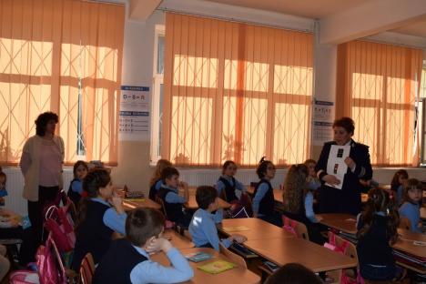 Număr record de participanţi la un proiect preventiv al Poliţiei: Peste 60 de şcoli din Bihor şi-au  înscris elevii la ore de circulaţie rutieră (FOTO)