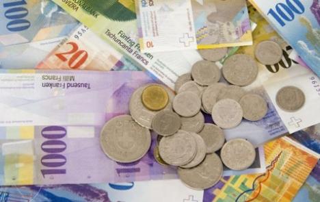 BNR: Soluţiile pentru creditele în franci elveţieni trebuie găsite între bănci şi debitori