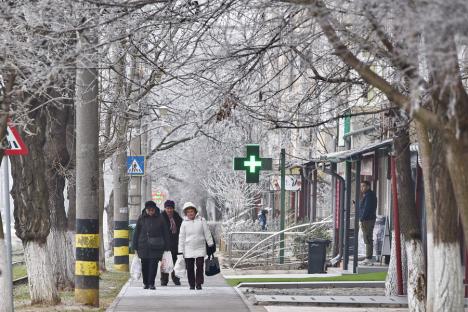 Temperaturi cu minus. Meteorologii anunță vreme rece, cu nopți și dimineți geroase