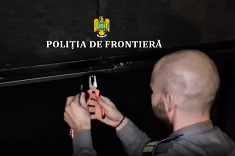 Ce au găsit polițiștii de frontieră din Borș într-un automarfar care părea gol