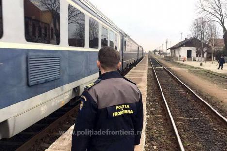 Migranţi din India şi Azerbaidjan, prinşi de poliţiştii din Episcopia: au încercat să treacă graniţa ilegal, călătorind cu trenul