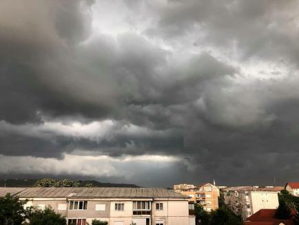 Vremea în Bihor: Cod galben de instabilitate atmosferică, până luni