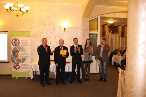 'Gala arbitrajului bihorean 2015': Cel mai bun central e Radu Bitea (FOTO)
