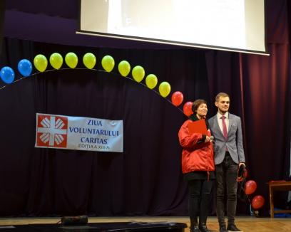 Răsplată pentru bunătate: Caritas Eparhial şi-a premiat cei mai activi voluntari din 2018 (FOTO)