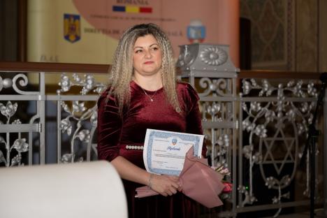 Cei mai activi voluntari din domeniul social au fost premiaţi de Direcţia de Asistenţă Socială Oradea la Sinagoga Sion (FOTO)