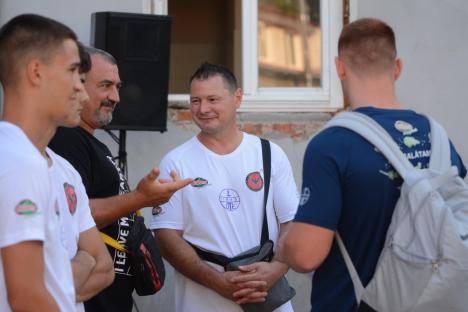 120 de pugilişti din patru ţări, la Oradea. A debutat prima ediție a Trofeului Crişana Decathlon la box (FOTO)