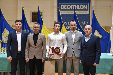 Judoka Robert Boldiş a fost desemnat cel mai bun sportiv al clubului LPS Bihorul în 2022 (FOTO)