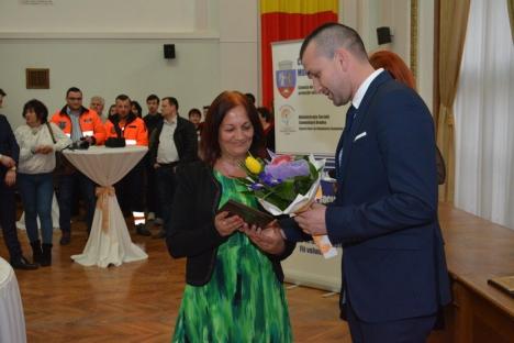 ASCO a premiat cei mai dedicaţi voluntari din Oradea, între care şi un tânăr cu autism (FOTO)