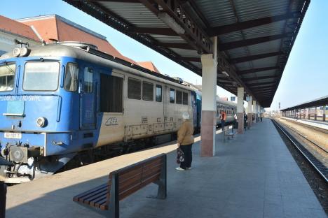 Licitațiile pentru electrificarea căii ferate Episcopia Bihor – Cluj Napoca, suspendate din cauza unei contestații