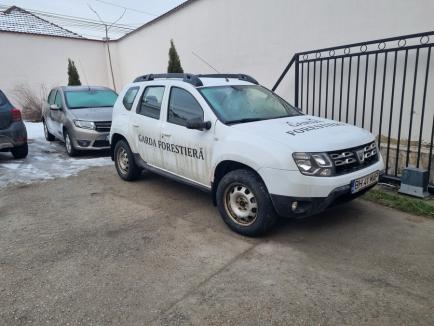 Stat fără câini: Angajații Gărzii Forestiere Oradea merg în inspecții cu mașinile personale, după ce tot ei le-au sechestrat pe cele ale instituției (FOTO)