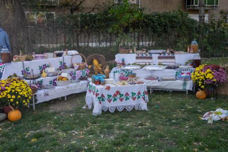 Și festivi, și darnici: Părinții și copiii de la Grădinița Allegria au sărbătorit toamna și au strâns un ajutor semnificativ pentru un copil bolnav (FOTO)