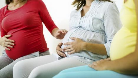 Maternitatea din Oradea anunţă o nouă ediţie a cursurilor Şcoala Mamei, pentru gravide, viitorii tătici şi bunici
