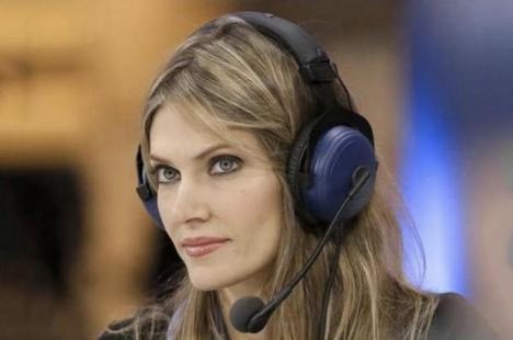 Daciana Sârbu, în top 10 cele mai sexy politiciene din lume (FOTO)