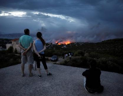 Acte criminale? Autorităţile din Grecia spun că au 'indicii serioase' că incendiile dezastruoase au fost provocate (FOTO)