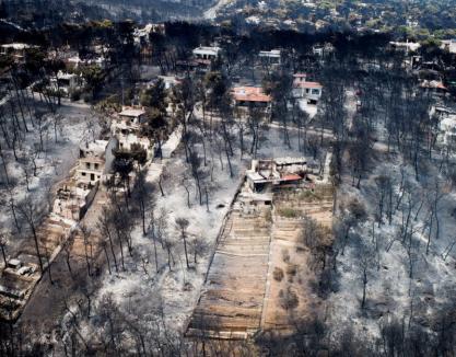 Acte criminale? Autorităţile din Grecia spun că au 'indicii serioase' că incendiile dezastruoase au fost provocate (FOTO)