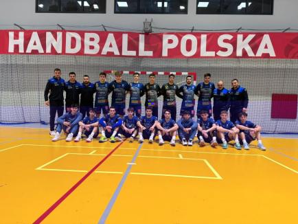 Doi orădeni participă cu naţionala de handbal U18 a României la turneul de calificare pentru Campionatul European