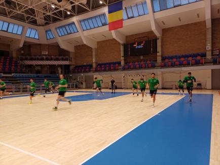 Handbal: CSM Oradea a cedat derby-ul cu U Cluj și l-a pierdut pe Benjamin Szabo