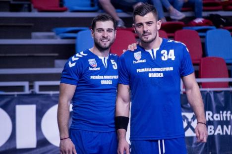 Victorie la debut de nou sezon pentru echipa de handbal a CSM Oradea: 33-32 cu HC Szejke Odorhei (FOTO)