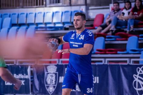 Victorie la debut de nou sezon pentru echipa de handbal a CSM Oradea: 33-32 cu HC Szejke Odorhei (FOTO)