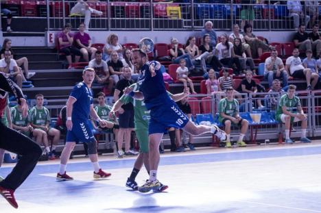 Victorie la debut de nou sezon pentru echipa de handbal a CSM Oradea: 33-32 cu HC Szejke Odorhei (FOTO)