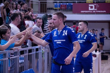 Victorie la debut de nou sezon pentru echipa de handbal a CSM Oradea: 33-32 cu HC Szejke Odorhei (FOTO)