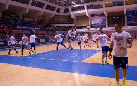Echipa de handbal CSM Oradea a revenit din vacanţă