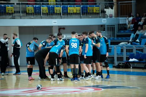 Handbaliştii de la CSM Oradea susţin ultimul joc de pe teren propriu din Liga Zimbrilor