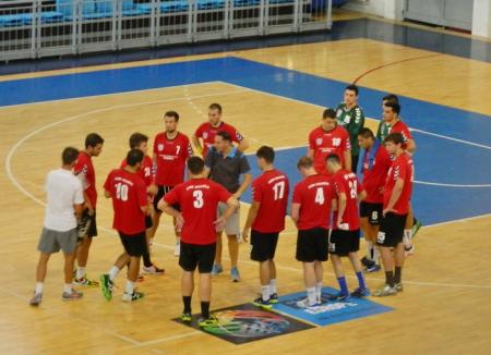 Handbaliştii orădeni au remizat în cel de-al doilea joc al turneului amical de la Arena Antonio Alexe