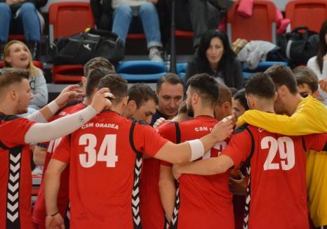 Handbaliştii de la CSM Oradea au câştigat clar jocul cu HCM Sibiu