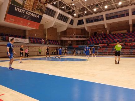 Meci de infarct la Oradea: CSM Oradea a învins U Cluj şi s-a calificat în optimile Cupei României la handbal masculin