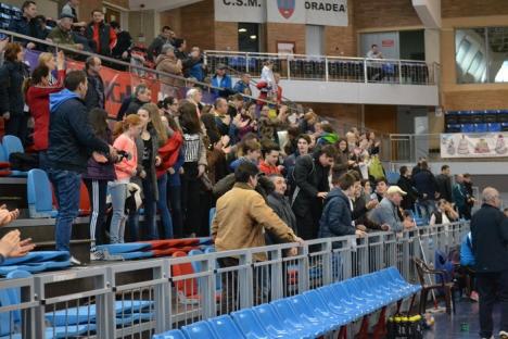 Handbaliştii de la CSM Oradea au surclasat Universitatea Craiova (FOTO)