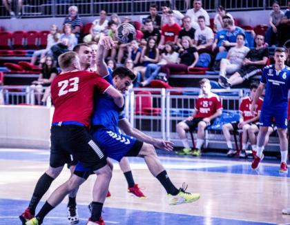 Buni, degeaba... Handbaliștii de la CSM Oradea, a 18-a victorie consecutivă, dar au şanse mici să fie susţinuţi în prima ligă (FOTO)