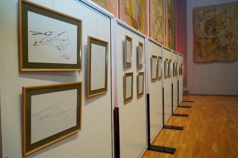 'Să râdeţi ha, ha, ha!'. Horațiu Mălăele a venit la Oradea. Caricaturi și schițe realizate de artist, expuse la Muzeul Țării Crișurilor (FOTO)