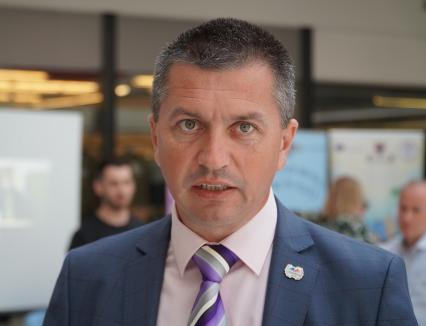 Șeful Inspectoratului Școlar Bihor, audiat la DNA în scandalul privind concursul de directori